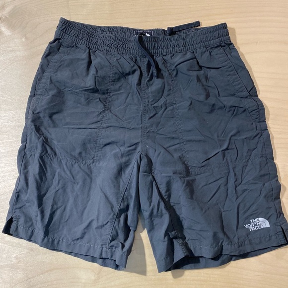 The North Face Gray Shorts Small (LW) - Picture 5 of 10